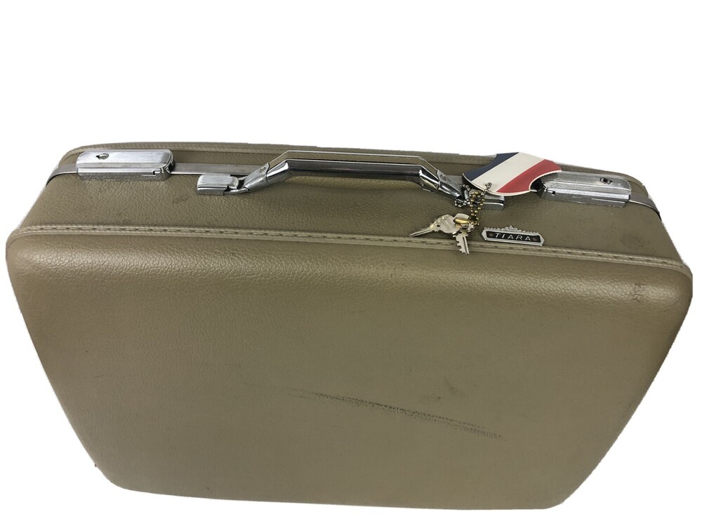 20” Hard Side VTG American Tourister Tiara Luggage Prop Suitcase W Keys Tan 60s